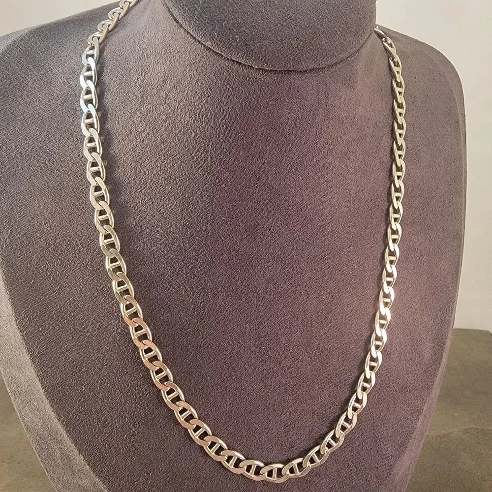 Sterling Unisex 20